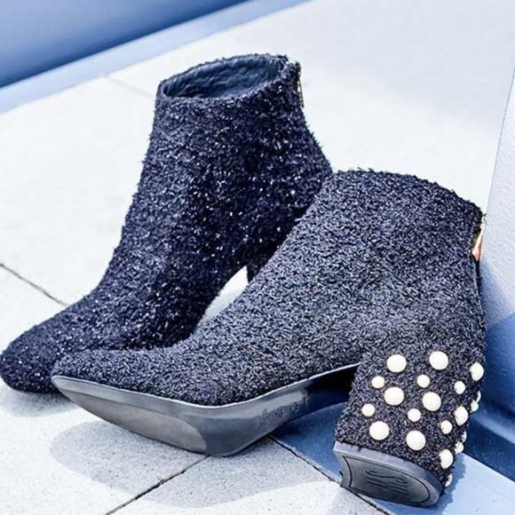 stuart weitzman pearlbacari bootie
